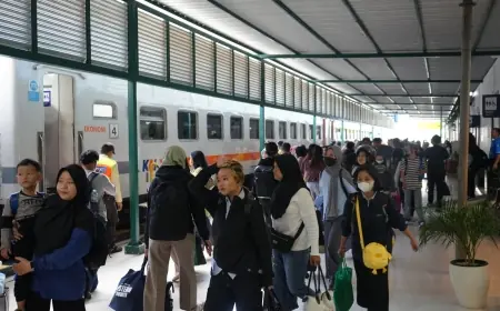 Selama Libur Sekolah, 37.952 Penumpang Naik Kereta Api dari Stasiun Blitar