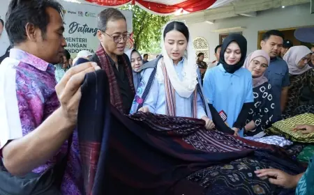 Mbak Wali dan Wamendag Kunjungi Sentra Tenun Ikat, Dorong Produk Lokal Kota Kediri Tembus Pasar Ekspor