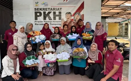 Jurus Baru PKH: Puluhan KPM di Tumpang Malang Dibekali Skill Bikin Hampers