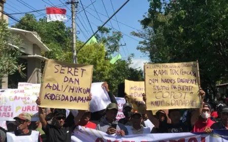 Desak Kades Jadi Tersangka, Warga Desa Dadapan Geruduk Kejari Nganjuk