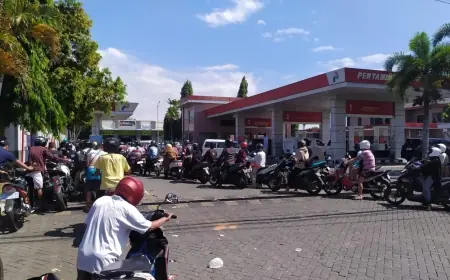Di Tengah Sulitnya BBM di Bondowoso, Komisi II DPRD Gelar RDP, Sekda Sarankan ASN Naik Sepeda