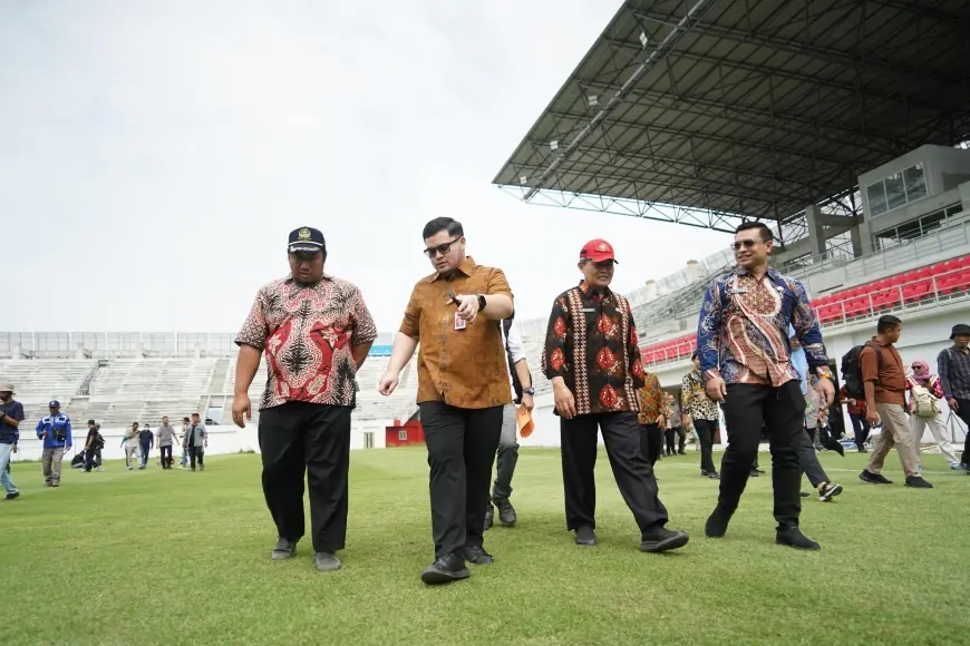 Mas Dhito Pastikan Pembangunan Stadion GDJ Selesai 2027