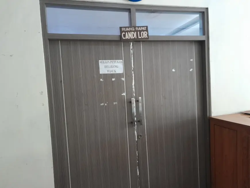 Rapat Raperda di Ruang Candi Lor Nganjuk Digelar Tertutup, Wartawan Dilarang Meliput