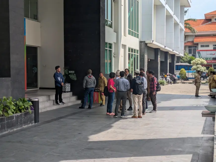 KPK Kembali  Periksa Sejumlah Orang di Kantor Pemkab Lamongan