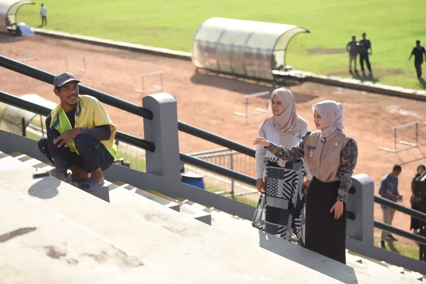Tinjau Renovasi Stadion Brawijaya, Vinanda Ingin Persik Tetap Berkandang di Kota Kediri