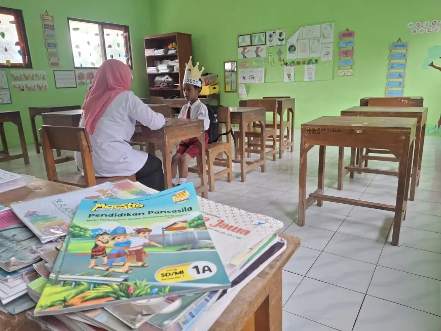 Hanya Dapat Satu Siswa Baru, SDN 1 Kendalrejo Trenggalek Tetap Gelar MPLS