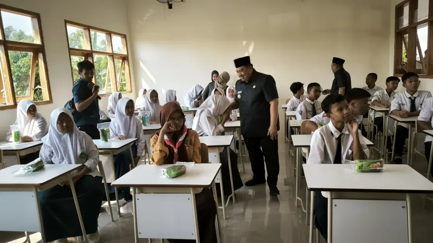 Pemkab Jombang Kebut Sekolah Rakyat dengan Sarana Memadai, Pengamat Ingatkan Kondisi Bangunan SDN Rusak