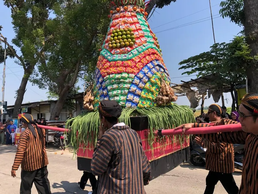 Uri-uri Budaya lewat Kirab Satu Suro, Anggota DPRD Jatim: Perkuat Kearifan Lokal di Jombang
