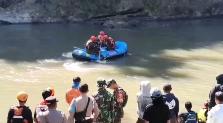 Belum Ditemukan, Pencarian Pelajar yang Tenggelam di Sungai Sampean Baru Bondowoso Dihentikan Sementara