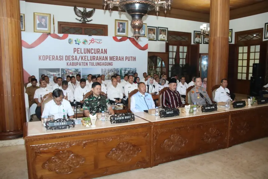 Bupati Tulungagung Zoom Meeting Bareng Presiden Prabowo, Dorong Sinergi Koperasi Merah Putih dan Ketahanan Pangan Daerah
