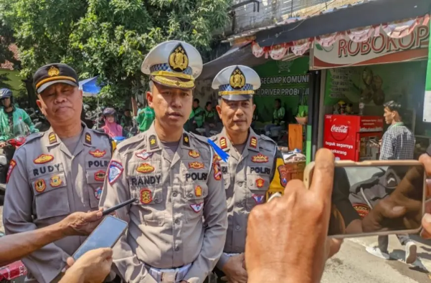 Kesadaran Keselamatan di Jalan Raya Masih Rendah, Korlantas Polri Ajak Ojol dan Warga Probolinggo Tertib Berlalulintas
