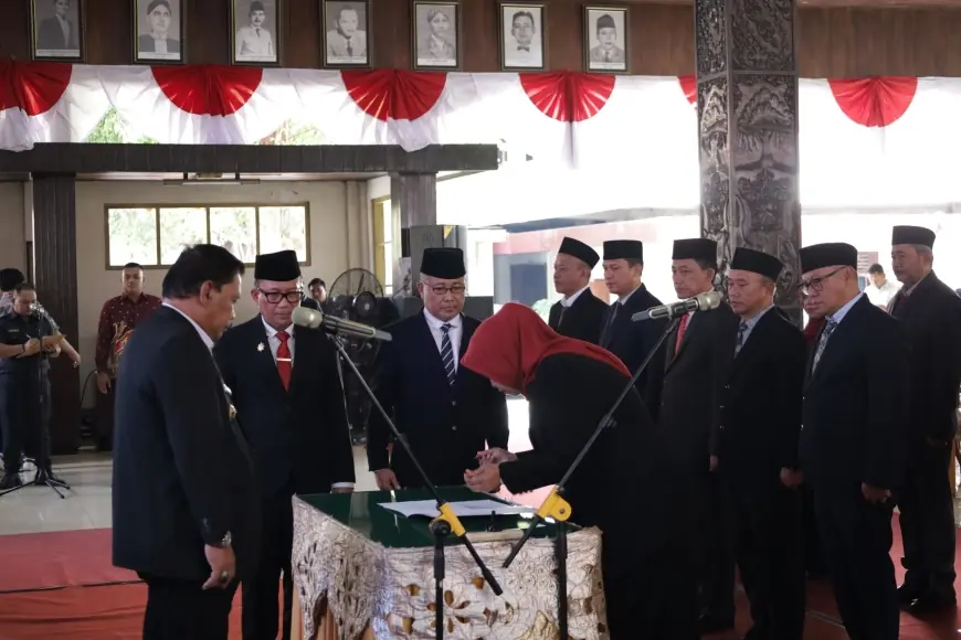 Bupati Nganjuk Lantik 21 Pejabat Baru, Dorong Akselerasi Pembangunan Daerah