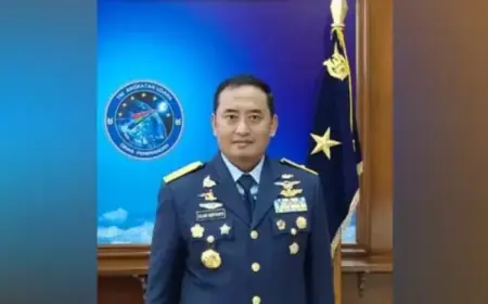 Marsma Fajar Adriyanto Dimakamkan di Probolinggo, Penerbang F-16 yang Gugur dalam Misi Latihan