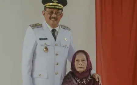 Ibunda Wakil Wali Kota Surabaya Armuji Wafat karena Komplikasi Sirosis Hati