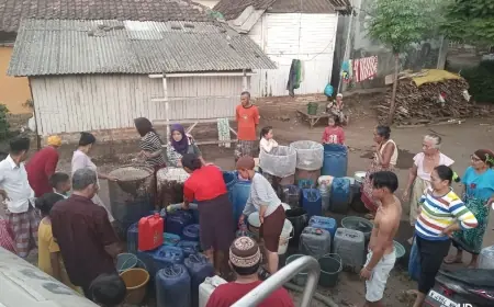 BPBD Kerahkan 114.000 Liter Air untuk Redam Kekeringan di Probolinggo