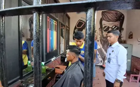 Belajar Potong Rambut di Balik Jeruji, Nofian Menata Hidup di Lapas Tulungagung
