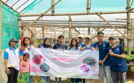 Tingkatkan Eksistensi UMKM Desa Tutur Pasuruan, Mahasiswa PM-T UNITRI Lakukan Pendampingan Digital Marketing