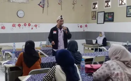 Gelar Parenting Class, SDN Ketabang 1 Surabaya Bekali Wali Murid Hadapi Arus Digital