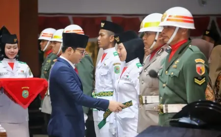 Bupati Trenggalek Kukuhkan Calon Paskibraka, Pesan Semangat Mengabdi untuk Negeri