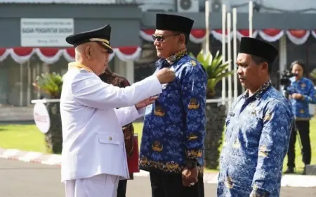 Pemkab Malang Serahkan Penghargaan dan Bantuan di Momen HUT Ke-80 RI