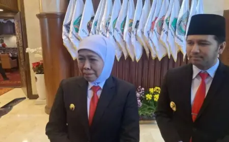 Khofifah Ajak para Guru di Jatim Cetak Generasi Emas Indonesia 2045