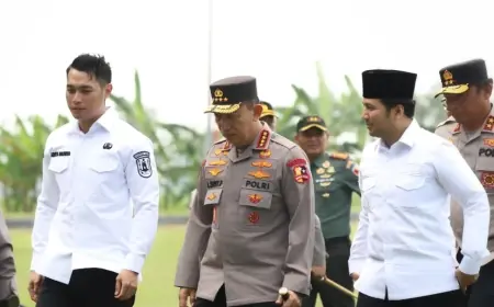 Bupati Tuban Dampingi Kapolri Sowan  ke Ulama Langitan Minta Doa Untuk Kemajuan Bangsa