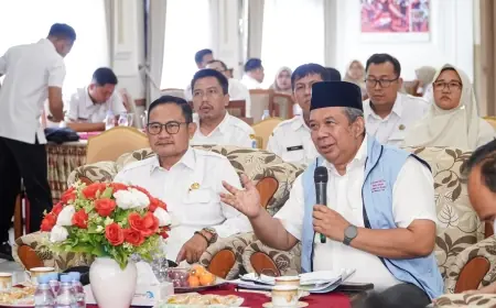Staf Ahli Menko Maritim Dorong 15 Ribu Koperasi Desa Merah Putih di Lamongan Beroperasi
