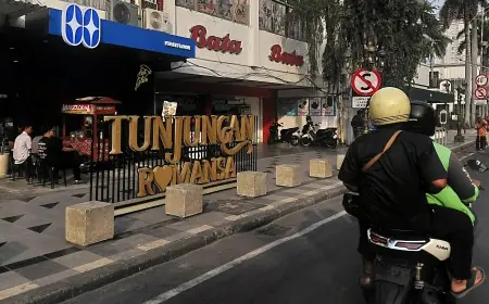Pemkot Surabaya Pastikan Larangan Parkir Tak Pengaruhi Ramainya Jalan Tunjungan