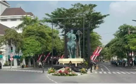 Hari Juang Polri, Kapolri Resmikan Patung M Jasin di Surabaya