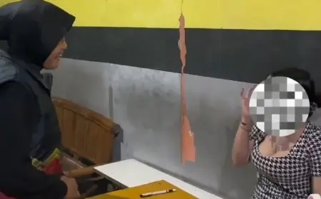 Prostitusi Online Berkedok Warung Karaoke di Gresik Digrebek Polisi, Tarif Mulai Rp200 Ribuan