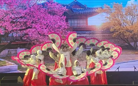 Mengenal Buchaechum, Tarian Kipas Tradisional dari Korea Selatan