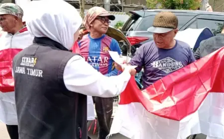 Gubernur Khofifah Salurkan Bansos Rp4,9 Miliar di Sidoarjo, Fokus Pemberdayaan Ekonomi