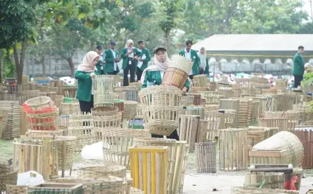 UIN Satu Tulungagung Pecahkan Rekor Dunia dengan Ribuan Tempat Sampah Bambu