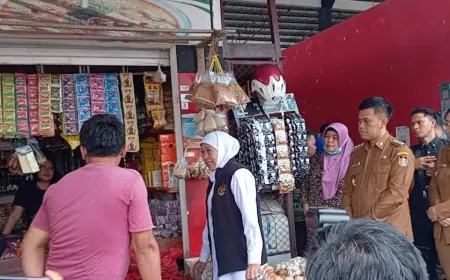 Distribusi Beras SPHP Tersendat, Gubernur Jatim Minta Bapanas Intervensi