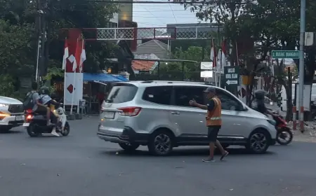 Manfaatkan Program Padat Karya, Pemkot Surabaya Siapkan Pekerjaan Alternatif bagi "Pak Ogah"