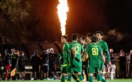 Demi Keamanan, Pertandingan PSM Makassar vs Persebaya Resmi Ditunda