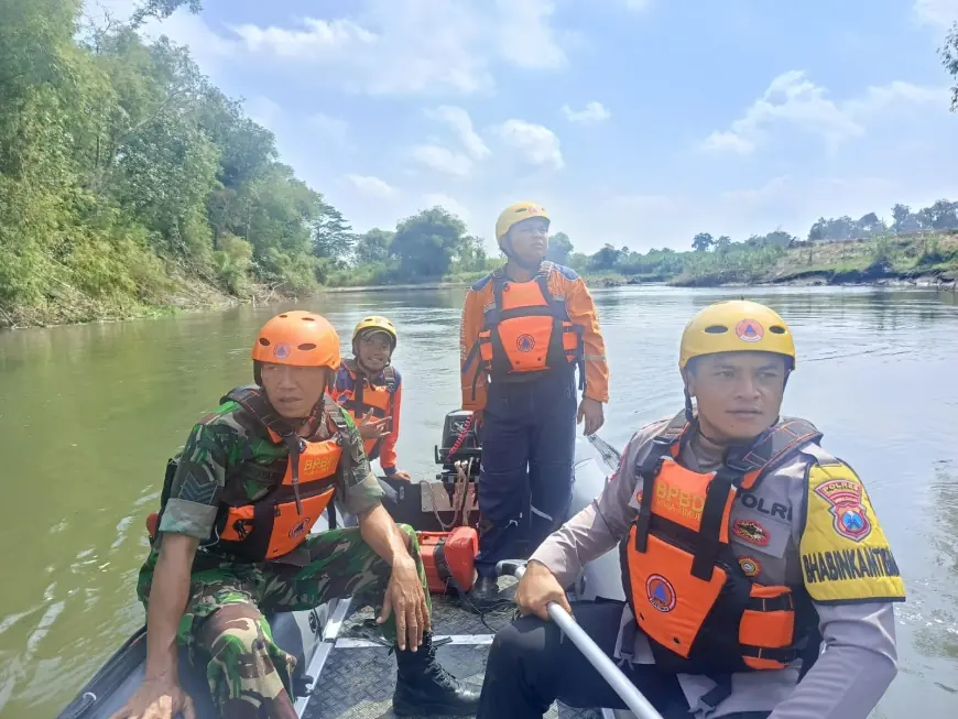 Pemuda Asal Kediri Diduga Hanyut  saat Mancing di Sungai Brantas Tulungagung