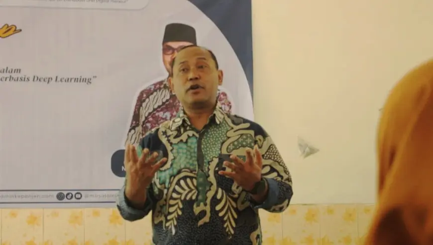 Deep Learning sebagai Paradigma Baru Pendidikan: Guru Didorong Tinggalkan Zona Nyaman