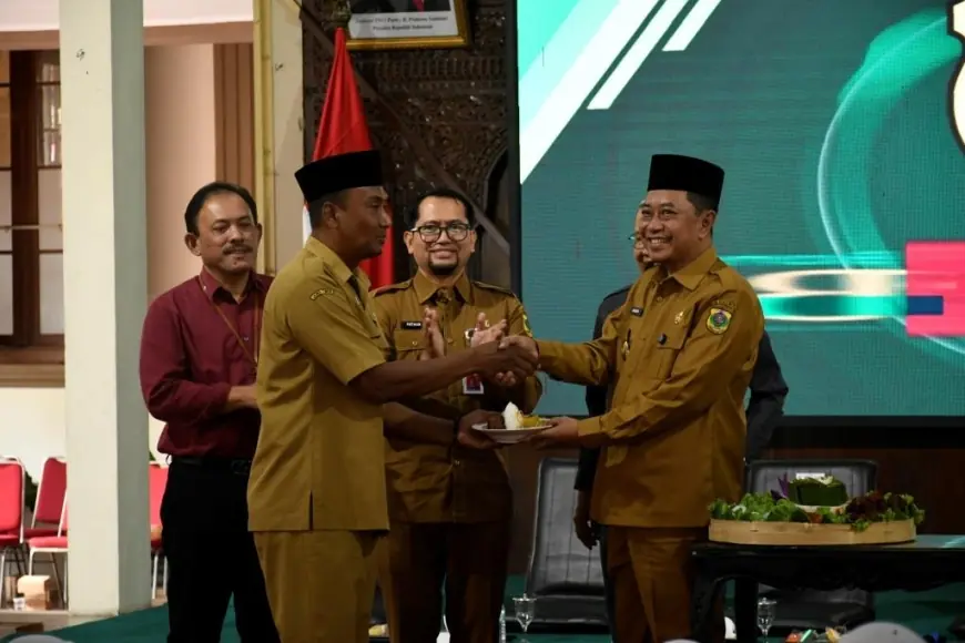 Usai Terima SK, 270 PPPK di Bondowoso Kompak Swadaya Gelar Tasyakuran