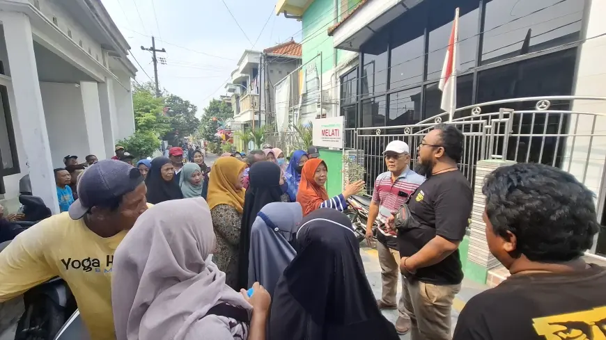 Jelang Putusan Kompensasi Kebocoran Pabrik Gas di Gresik, Emaak-emak Geruduk Balai Desa