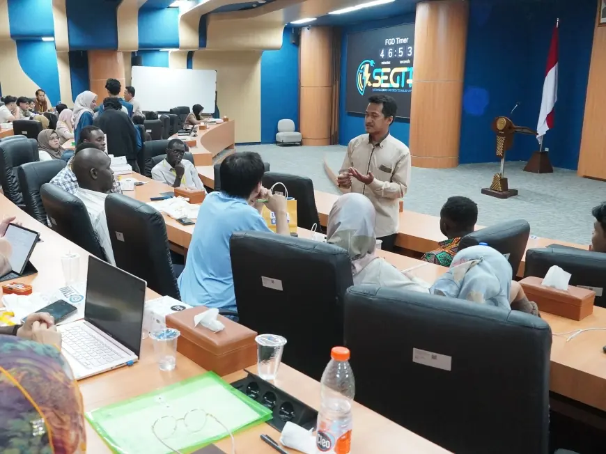 SEGTA 2025 UNAIR: Kolaborasi Internasional Semangat SDGs ke Pulau Kecil