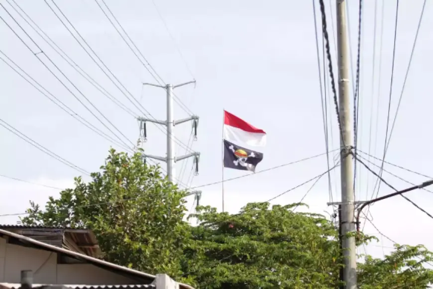 Wali Kota Surabaya Larang Pengibaran Bendera Selain Merah Putih: Jangan Pernah Menyandingkannya!