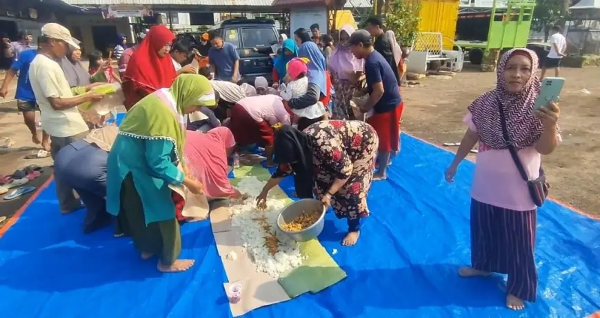 Warga Desa Warungdowo Gelar Syukuran usai Sengketa Tanah Dimenangkan Pemdes