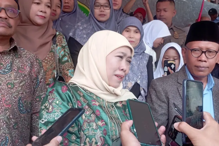 Khofifah: Agustus hanya untuk Merah Putih, Bendera Lain jangan Dikibarkan!