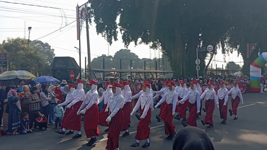 Lomba Gerak Jalan di Kota Blitar, Jadi Cara Memupuk Jiwa Nasionalisme dan Wawasan Kebangsaan Siswa SD