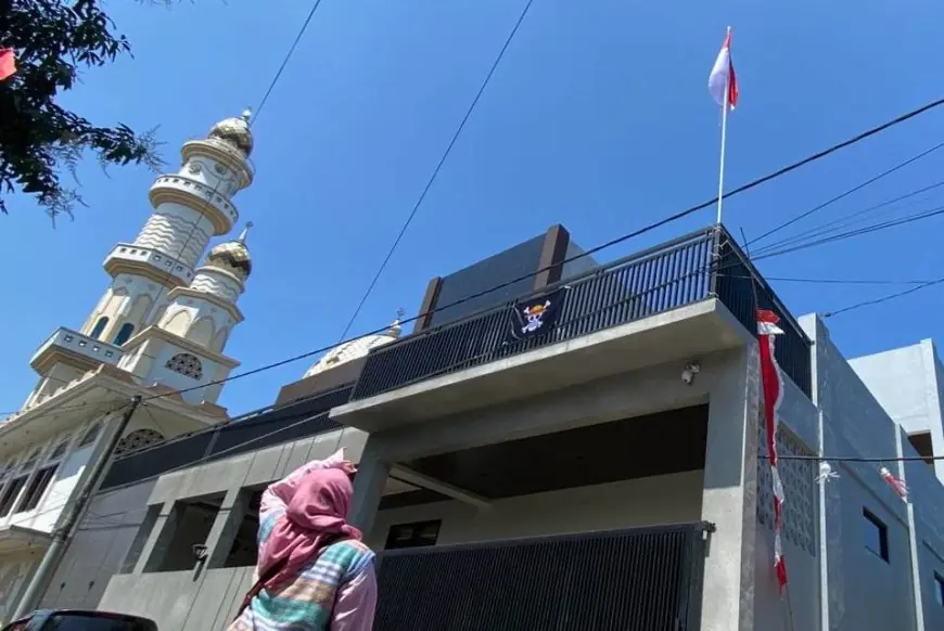 Pasang Bendera One Piece, Bentuk Protes Dokter di Bondowoso Terhadap Kondisi Negara