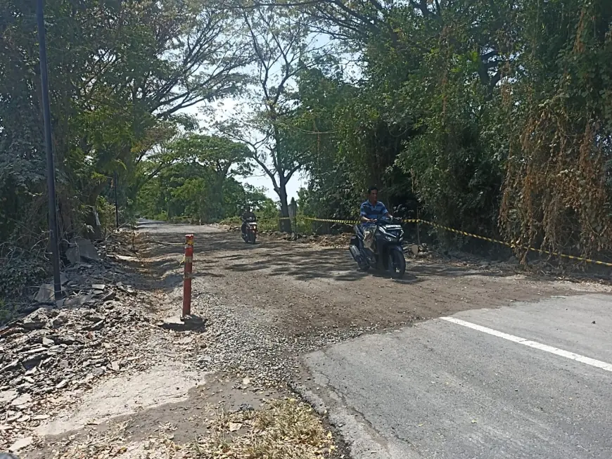 Tak Ada Rambu, Proyek Jalan di Ujungpangkah Gresik Makan Korban