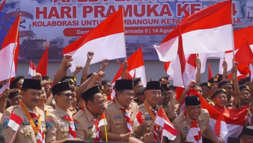 Bupati Jember Dapat Julukan Gus Darling dari Gubernur Khofifah di Hari Pramuka