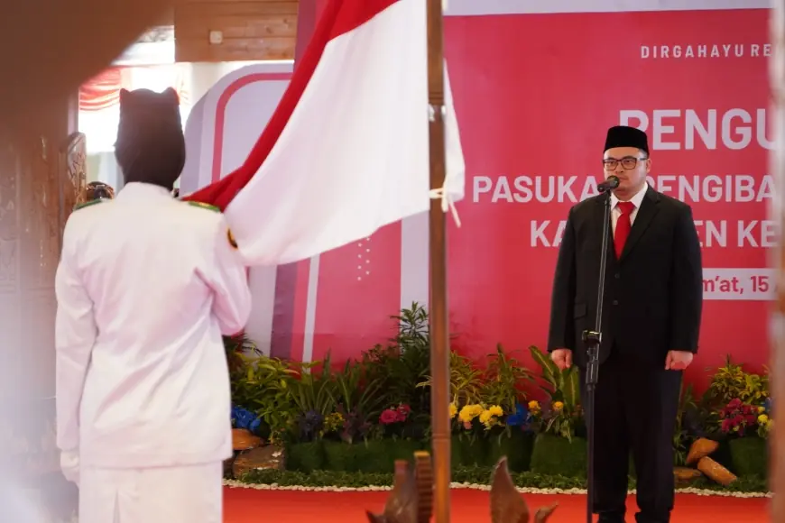 Bupati Kediri Kukuhkan 75 Paskibraka, Beri Pesan Optimisme untuk Generasi Muda