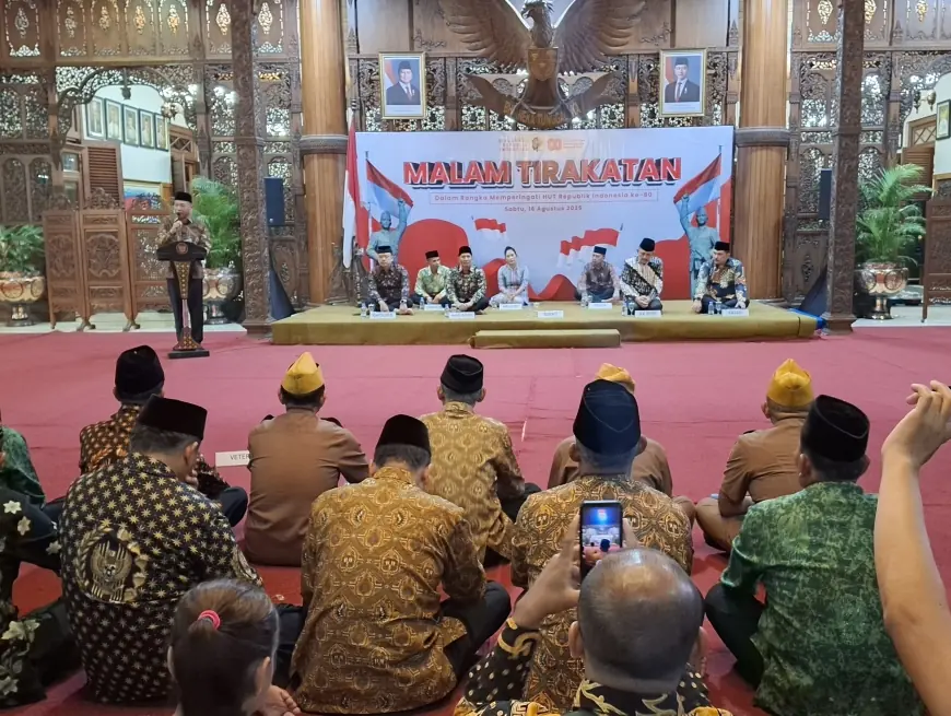Malam Tirakatan Peringati Kemerdekaan RI, Bupati Tulungagung Ajak Warga Jaga Persatuan